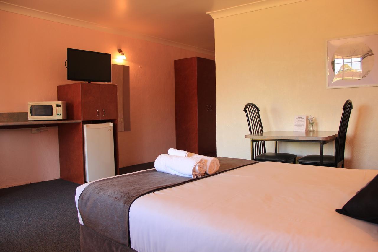 Childers Gateway Motor Inn ภายนอก รูปภาพ